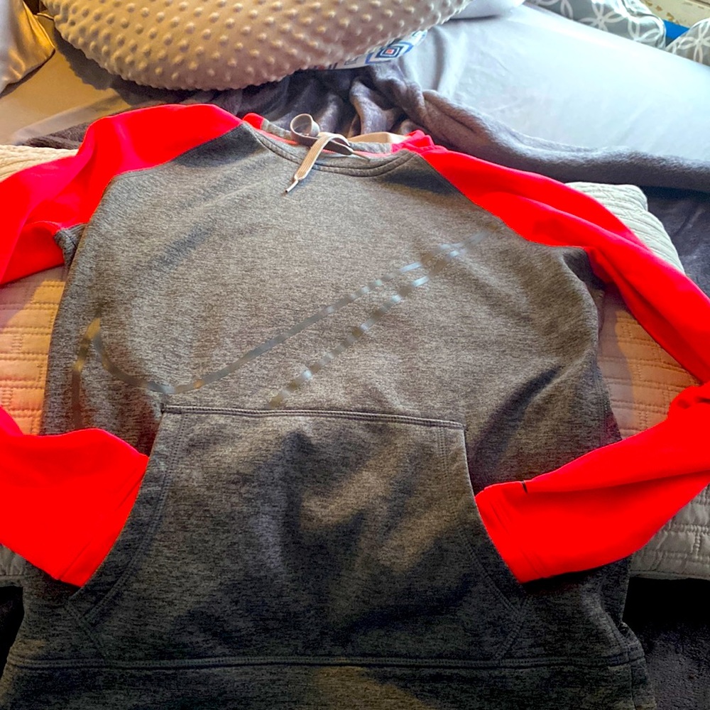 Nike hooded sweatshirt size S